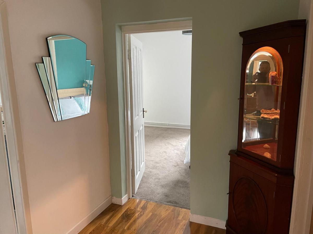 Spacious 3 Bedroom Garden Apartment In Snowdonia National Park Garndolbenmaen Kültér fotó