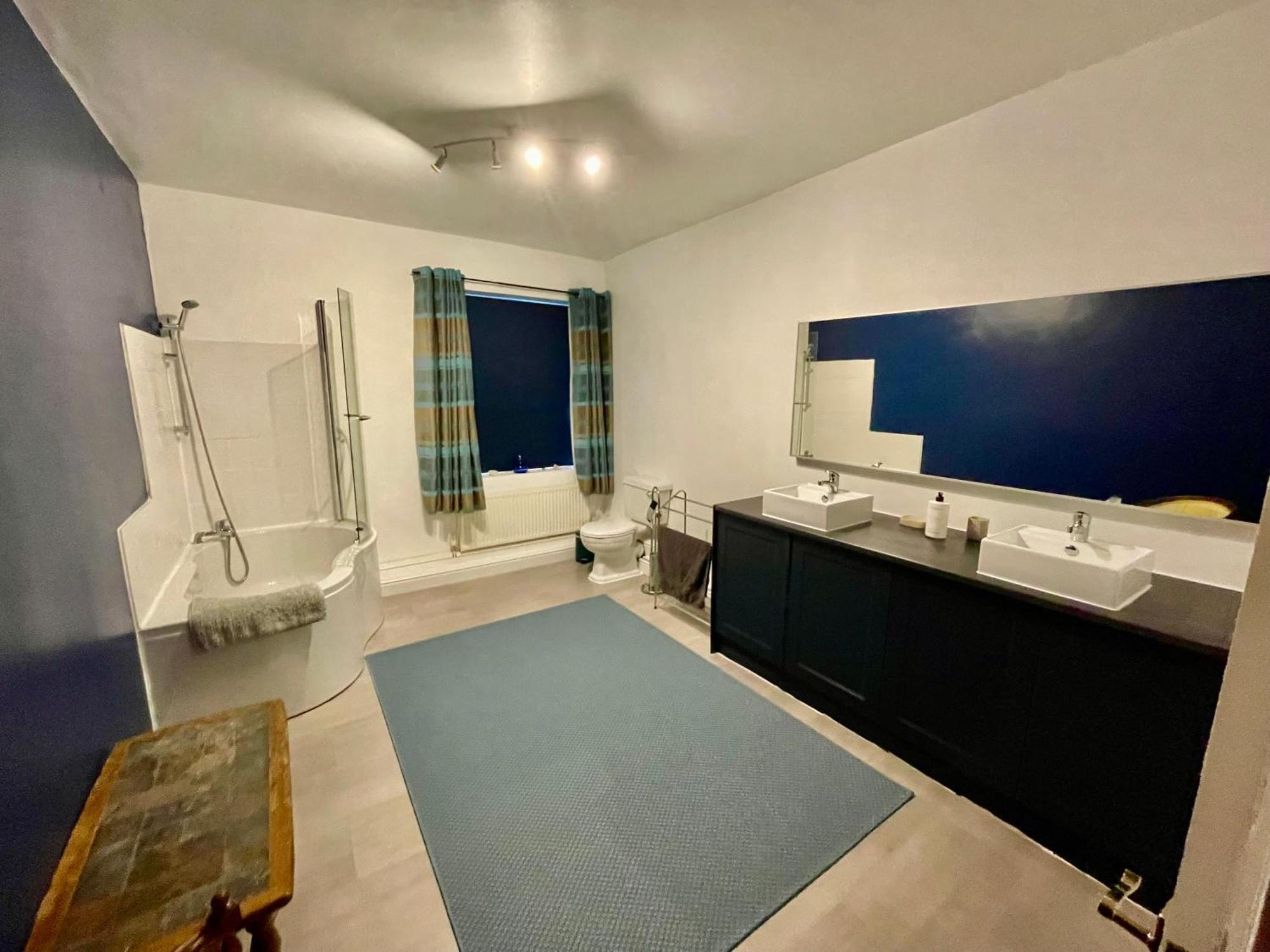Spacious 3 Bedroom Garden Apartment In Snowdonia National Park Garndolbenmaen Kültér fotó